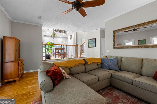 100 Sycamore Way, Sharpsburg, GA 30277