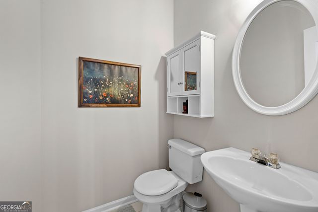 100 Sycamore Way, Sharpsburg, GA 30277