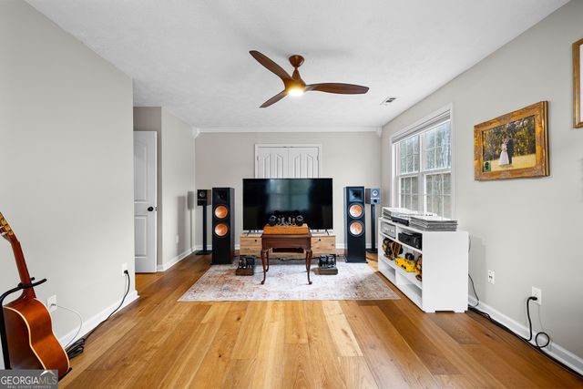 100 Sycamore Way, Sharpsburg, GA 30277