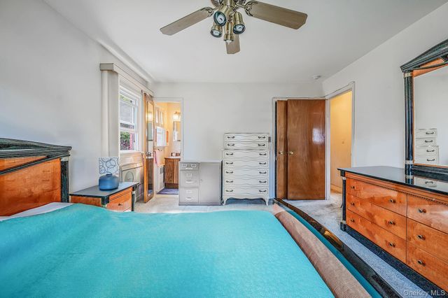 14615 27th Avenue, Flushing, NY 11354