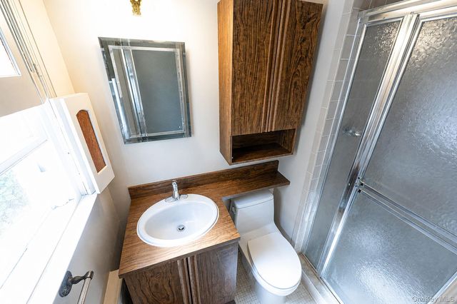 14615 27th Avenue, Flushing, NY 11354
