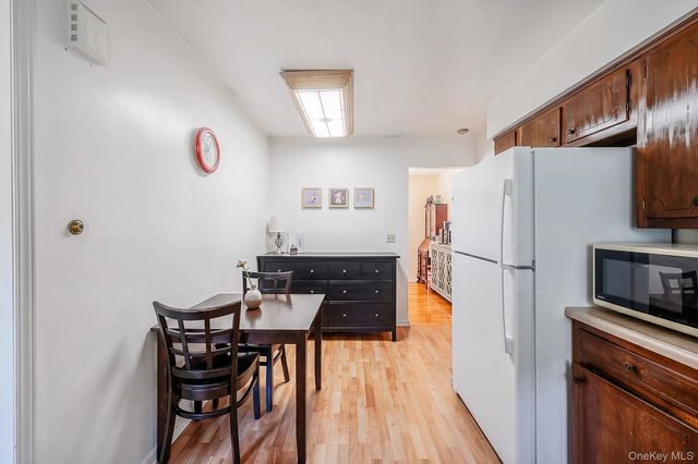 14615 27th Avenue, Flushing, NY 11354
