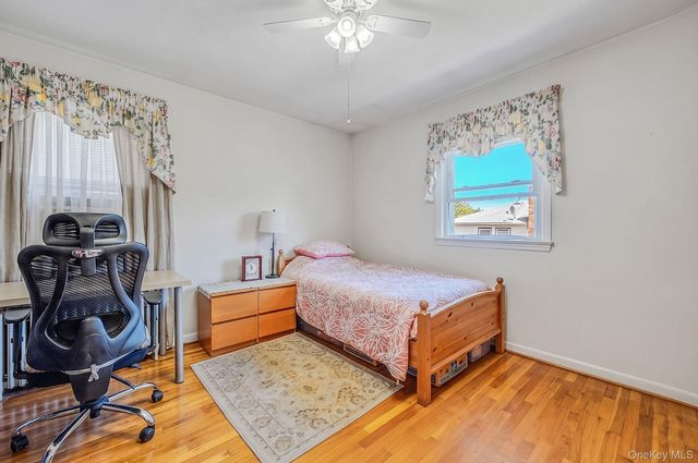 14615 27th Avenue, Flushing, NY 11354