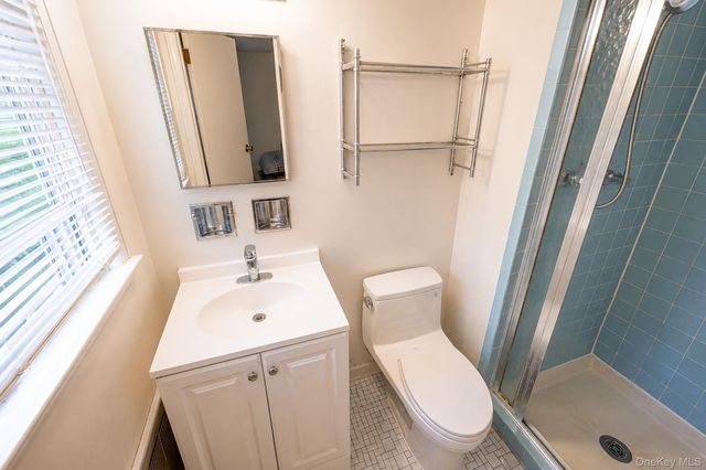 14615 27th Avenue, Flushing, NY 11354