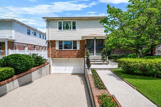 14615 27th Avenue, Flushing, NY 11354