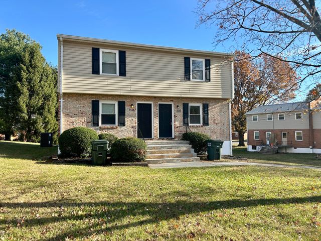 913 Page St, Salem, VA 24153