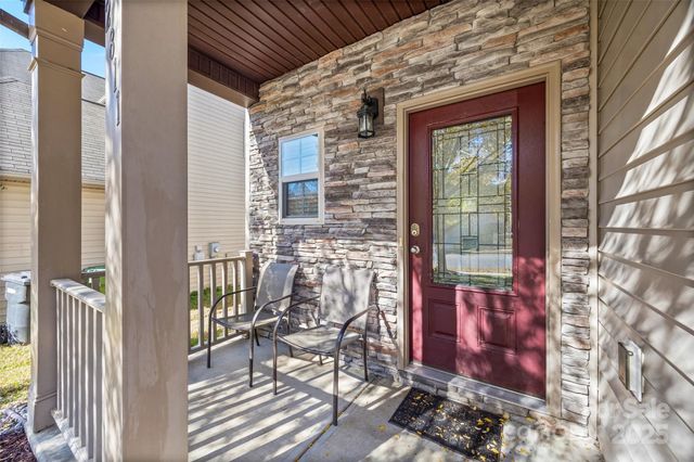 2811 Berry Creek Road, Charlotte, NC 28214