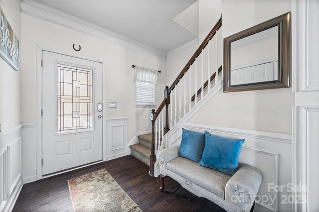 2811 Berry Creek Road, Charlotte, NC 28214