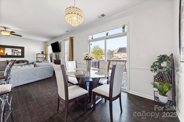 2811 Berry Creek Road, Charlotte, NC 28214