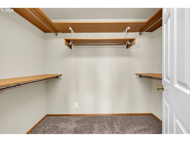 3240 CINDY St, Eugene, OR 97404