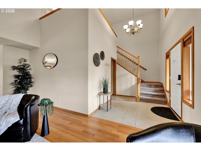 3240 CINDY St, Eugene, OR 97404