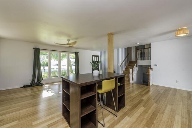 11211 8th AVENUE, Pleasant Prairie, WI 53158