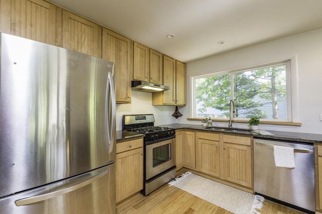 11211 8th AVENUE, Pleasant Prairie, WI 53158