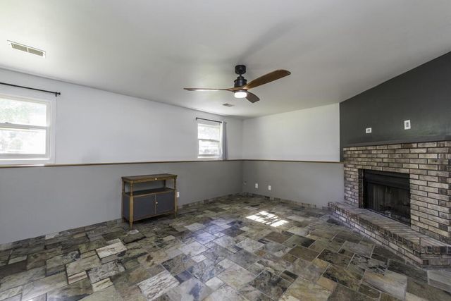 11211 8th AVENUE, Pleasant Prairie, WI 53158