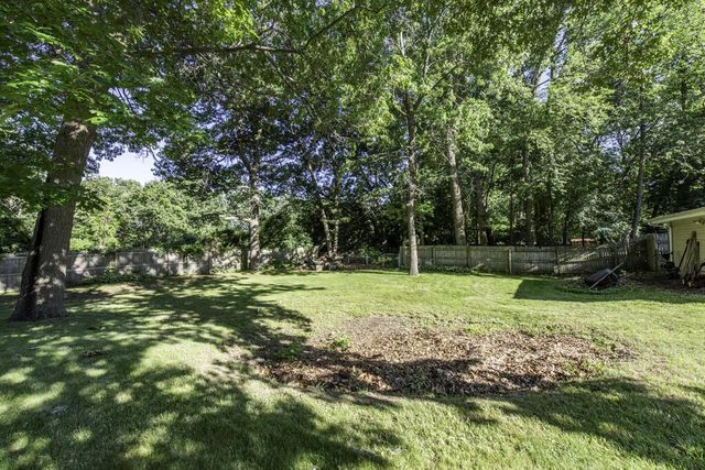 11211 8th AVENUE, Pleasant Prairie, WI 53158