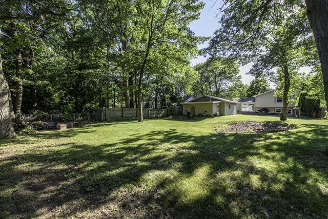 11211 8th AVENUE, Pleasant Prairie, WI 53158