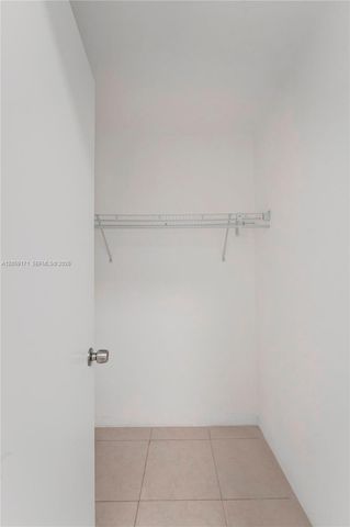 14190 W Dixie Hwy 1, North Miami, FL 33161