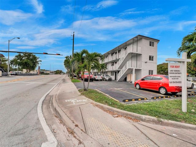 14190 W Dixie Hwy 1, North Miami, FL 33161