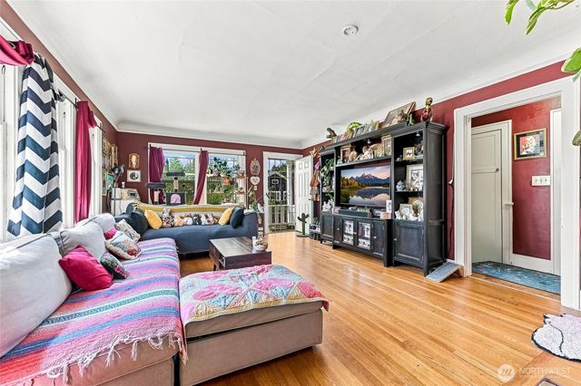 3208 15th Avenue S, Seattle, WA 98144