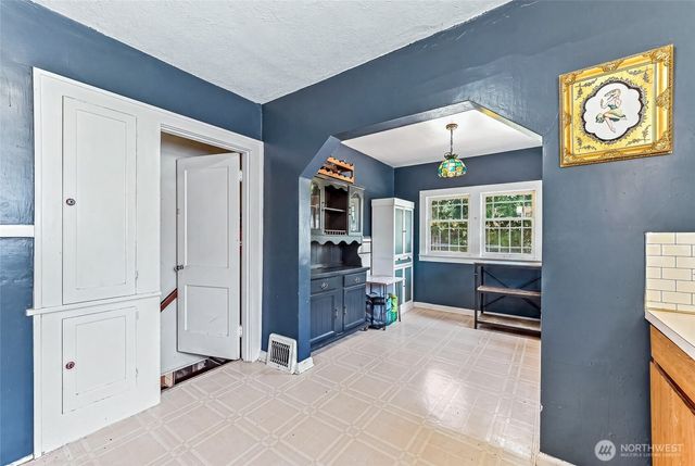 3208 15th Avenue S, Seattle, WA 98144
