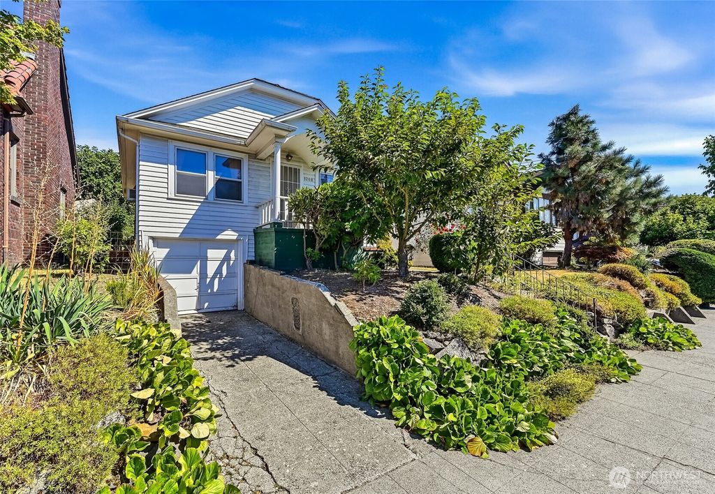 3208 15th Avenue S, Seattle, WA 98144