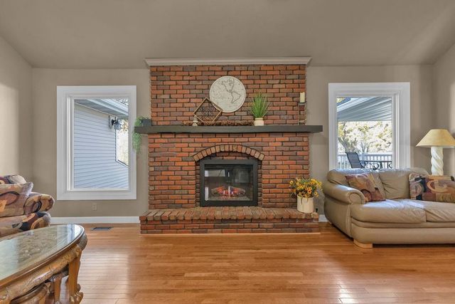 2100 NE 85th Road, St Joseph, MO 64507