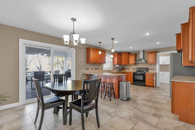 2100 NE 85th Road, St Joseph, MO 64507