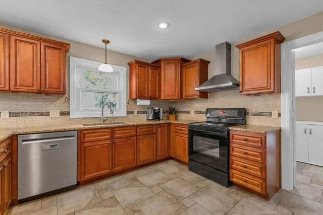 2100 NE 85th Road, St Joseph, MO 64507