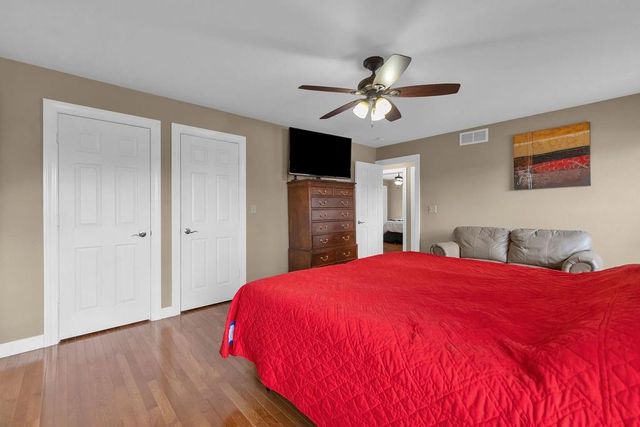 2100 NE 85th Road, St Joseph, MO 64507