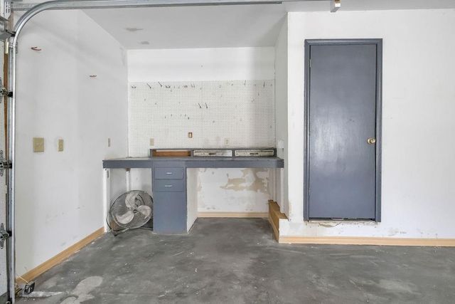 2100 NE 85th Road, St Joseph, MO 64507