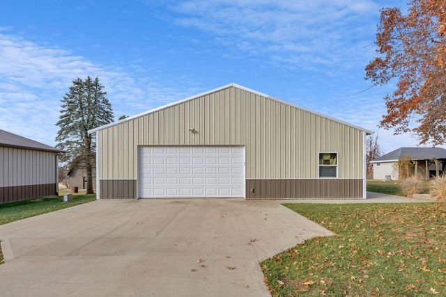 2100 NE 85th Road, St Joseph, MO 64507