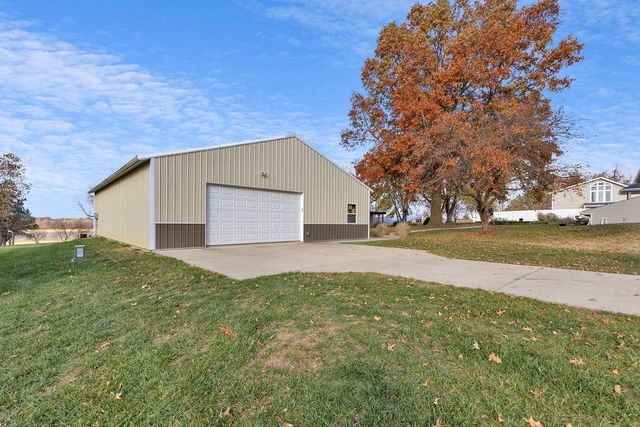 2100 NE 85th Road, St Joseph, MO 64507