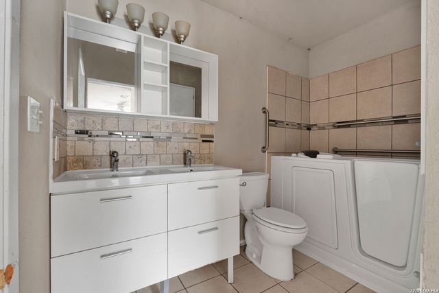 1229 Klondike, San Antonio, TX 78245