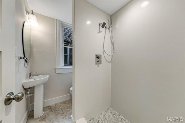 3433-3435 Juniata Street, St Louis, MO 63118