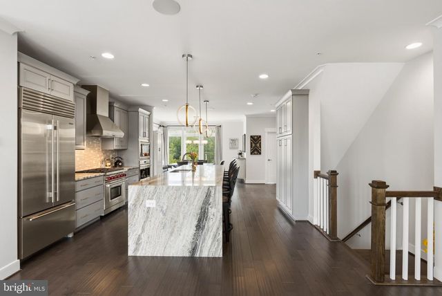 22901 EMBER BROOK CIR, Brambleton, VA 20148