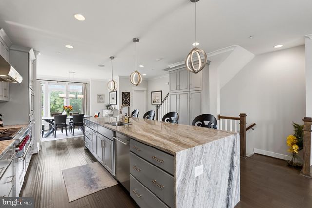 22901 EMBER BROOK CIR, Brambleton, VA 20148