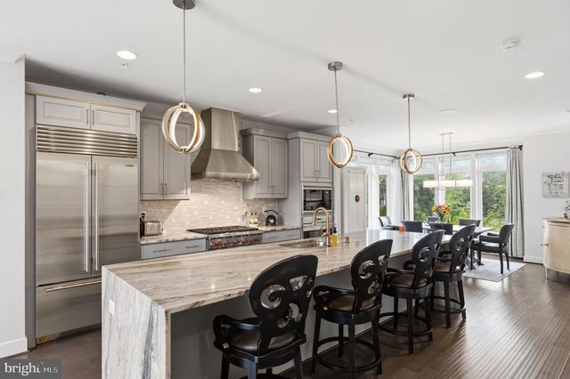 22901 EMBER BROOK CIR, Brambleton, VA 20148