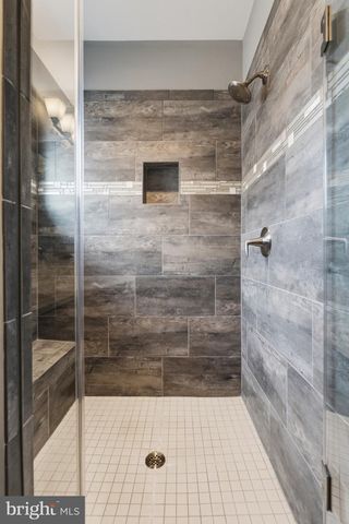22901 EMBER BROOK CIR, Brambleton, VA 20148