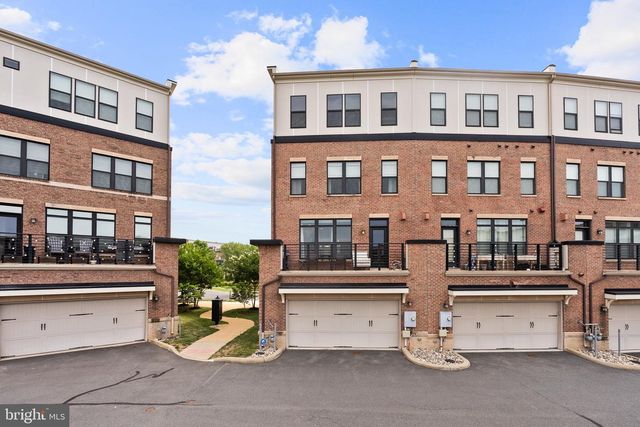 22901 EMBER BROOK CIR, Brambleton, VA 20148