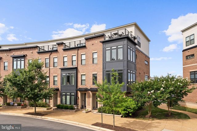 22901 EMBER BROOK CIR, Brambleton, VA 20148