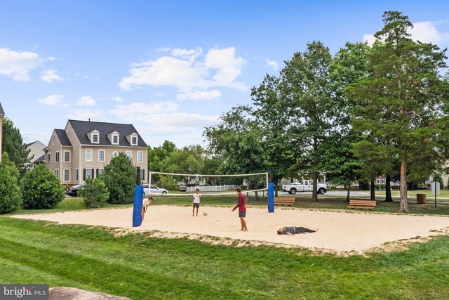 22901 EMBER BROOK CIR, Brambleton, VA 20148