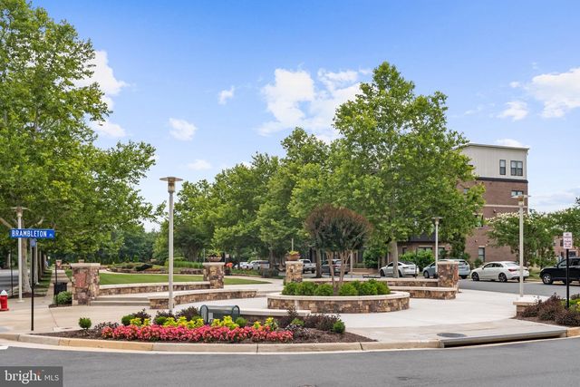 22901 EMBER BROOK CIR, Brambleton, VA 20148
