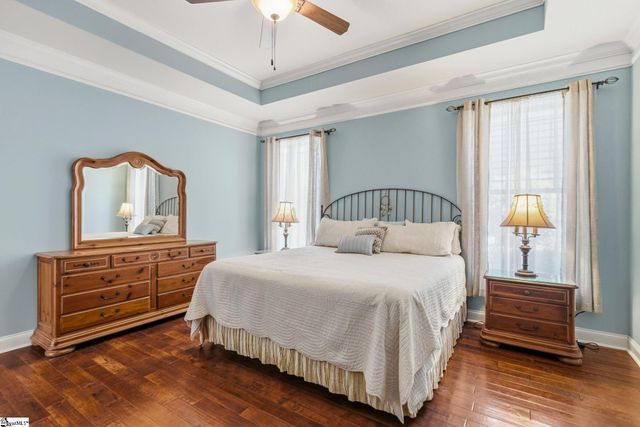 14 Ridenour Avenue, Greenville, SC 29617