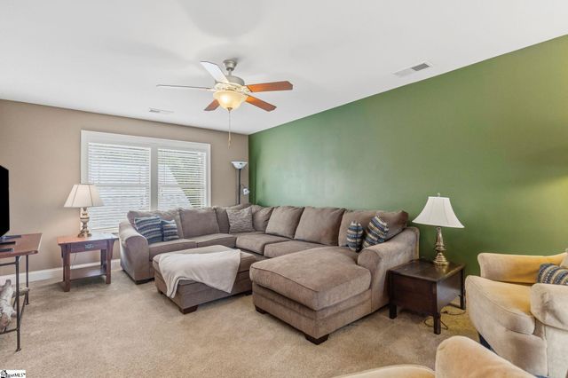 14 Ridenour Avenue, Greenville, SC 29617