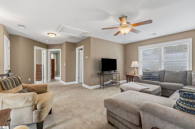 14 Ridenour Avenue, Greenville, SC 29617