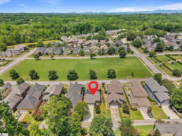 14 Ridenour Avenue, Greenville, SC 29617