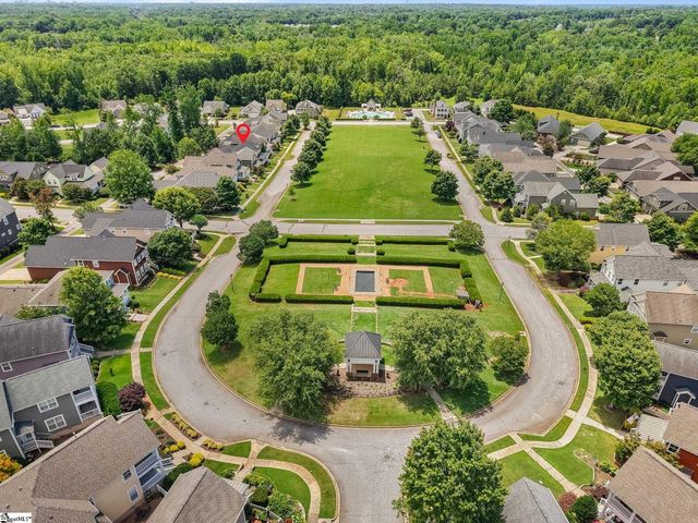 14 Ridenour Avenue, Greenville, SC 29617