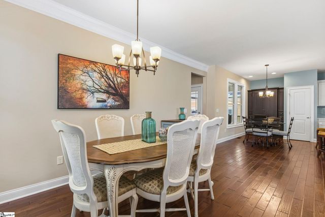 14 Ridenour Avenue, Greenville, SC 29617