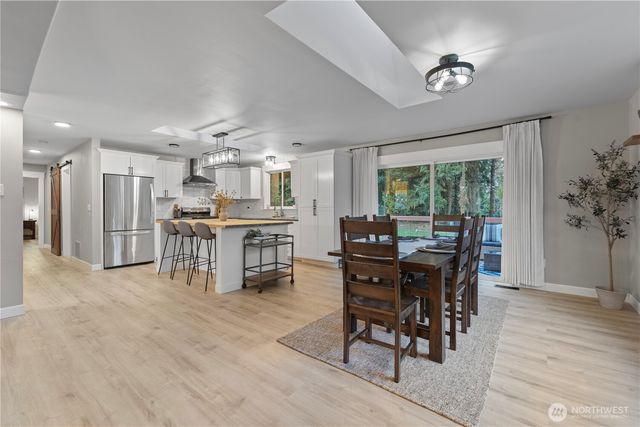2207 186th Avenue E, Lake Tapps, WA 98391