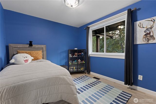 2207 186th Avenue E, Lake Tapps, WA 98391